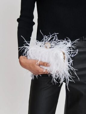 Moda Luxe White Harlow Evening Bag with Ostrich Feather Fringe Detachable Chain